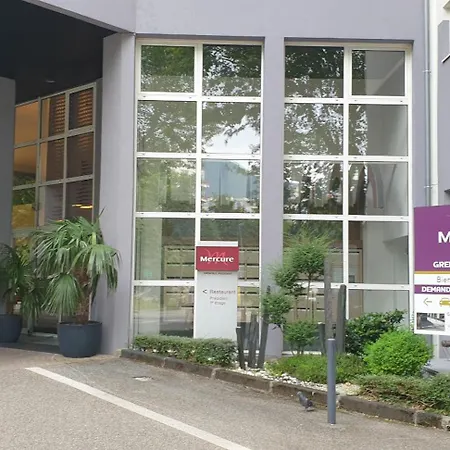 Alpine - Entier Standing Vue Parc Au Calme - Parking Gratuit - Wifi - Tram A Proximite Grenoble